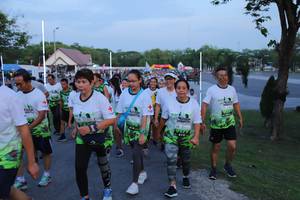 BIB: 
                            <button type="button" onclick="openModal(3627672)" class="btn btn-primary btn-sm float-right btn-popup" data-toggle="modal" data-target=".modal-high-quality">
                        <i class="fas fa-shopping-cart"></i> Add to Cart
                    </button>
                                            <button type="button" onclick="isThisMe(3627672, true)" class="btn btn-success btn-sm float-right btn-popup btn-isme hidden" data-toggle="tooltip" data-placement="bottom" title="นี่คือรูปของคุณใช่ไหม คลิกที่นี่เพื่อเอาเข้าอัลบั้ม">
                        <i class="fas fa-plus"></i> Add to album
                    </button>
                    <button type="button" onclick="isThisMe(3627672, false)" class="btn btn-warning btn-sm float-right btn-popup btn-isnotme hidden">
                        <i class="fas fa-ban"></i> Remove from album
                    </button>